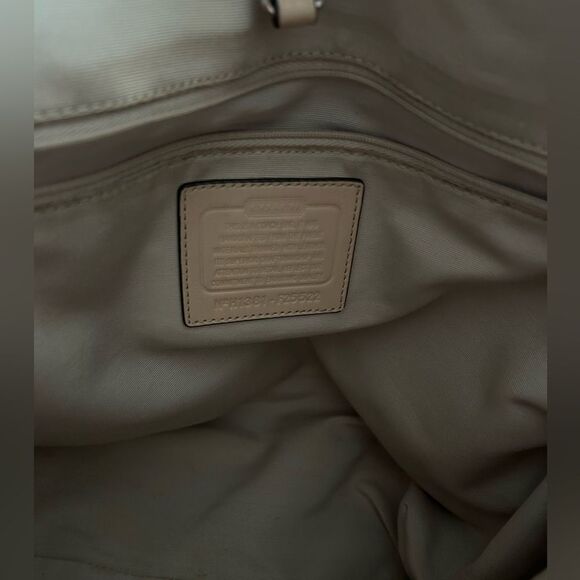 Coach Brown Peyton Dream Brown Signature Tote Bag and Wristlet Set - Picture 12 of 16